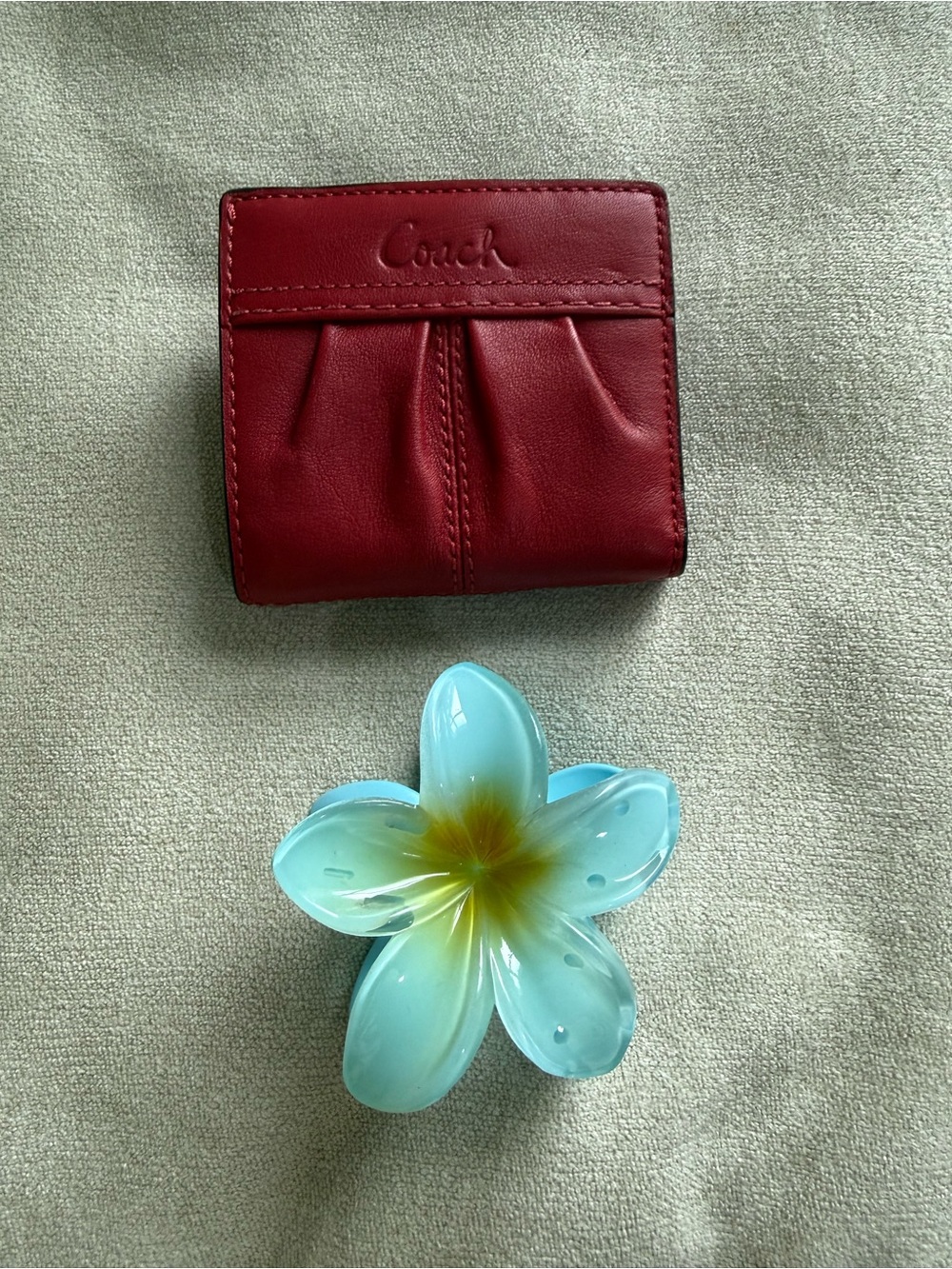 Coach Ashley Compaxt Bi-Fold Wallet in Red